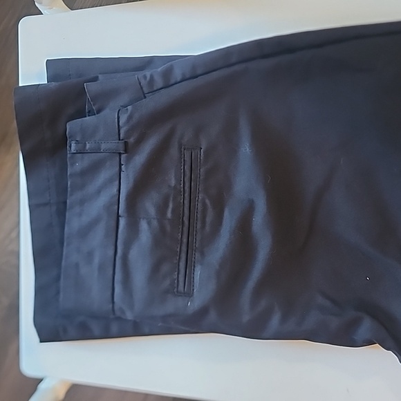 NWOT Dockers khaki black sz. 8s - Picture 3 of 4